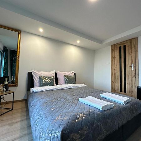 Apartament Bena Ze Zjawiskowym Tarasem Widokowym Chelmno  Exterior photo